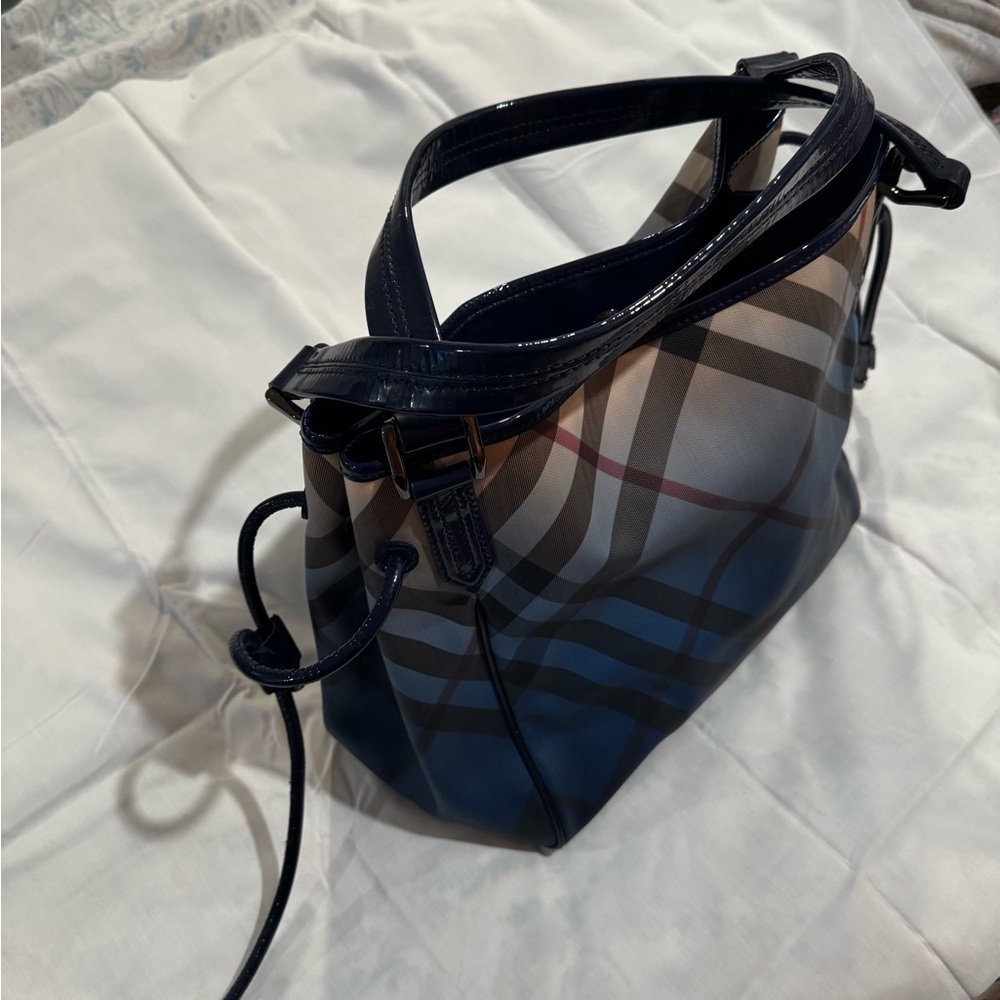 Burberry Nova Pop Degrade Small Bilmore Tote Jet Blue